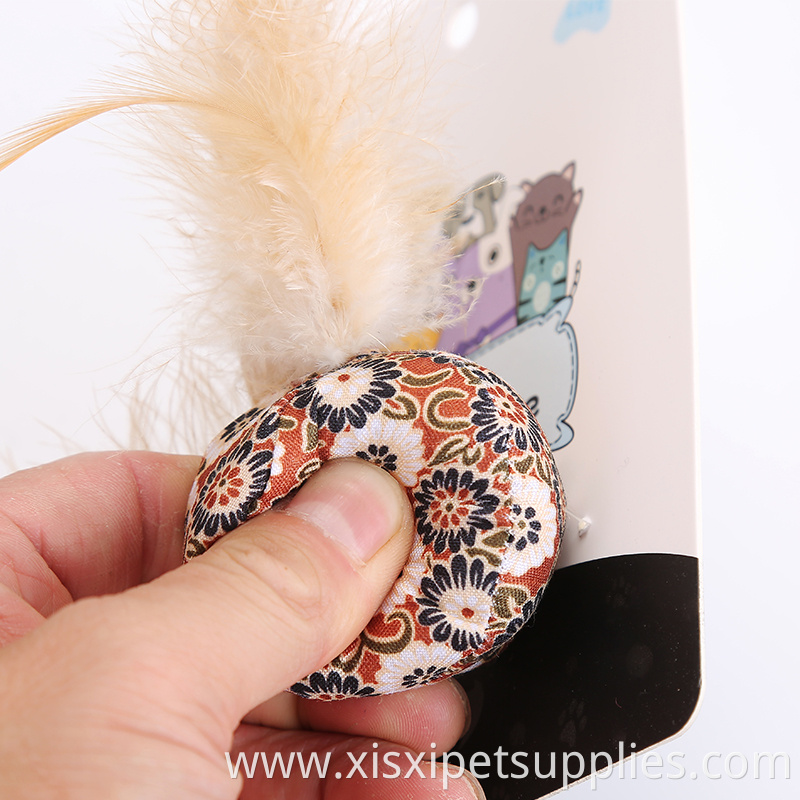 Factory supply cat application ball with feathers cat toys pack
